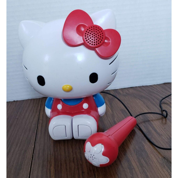 2011 Sanrio Hello Kitty Sing Along Karaoke/Radio Microphone - Tested - Picture 2 of 7